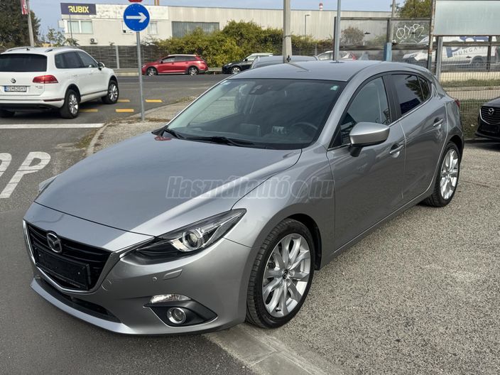 MAZDA 3 Sport 2.0 Revolution