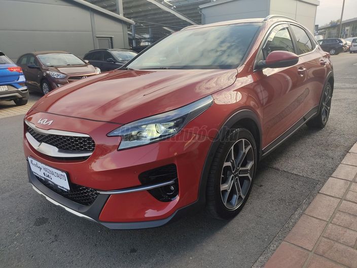 KIA XCEED 1.6 CRDi HP Hybrid X-Gold