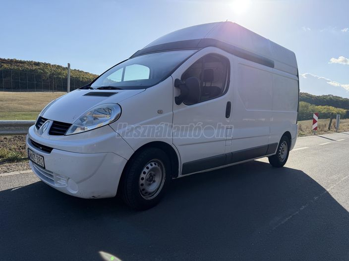 RENAULT TRAFIC 2.0 dCi L2H2 Cool