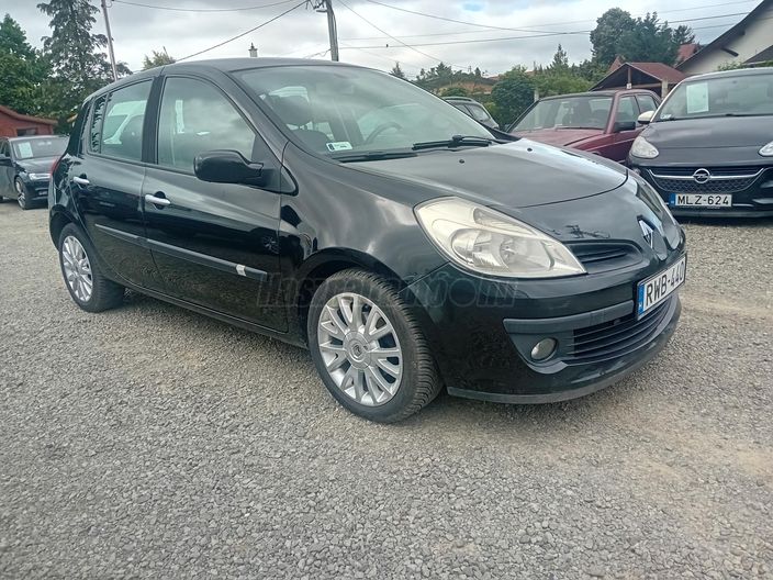 RENAULT CLIO 1.2 TCE 100 Cinetic