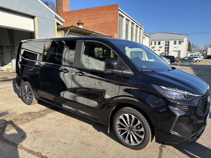 FORD TOURNEO