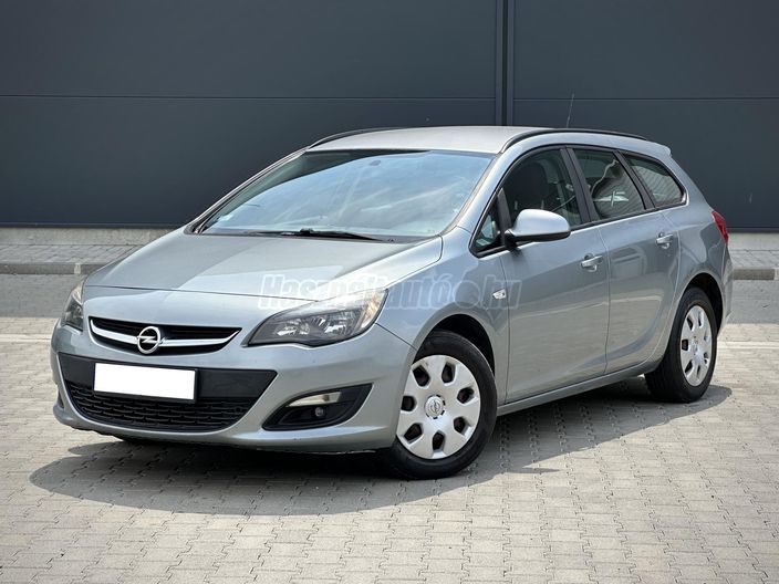 OPEL ASTRA Sports Tourer 1.6 Enjoy