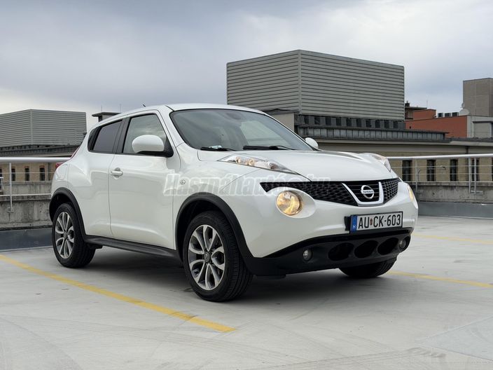 NISSAN JUKE 1.6 N-Connecta Xtronic