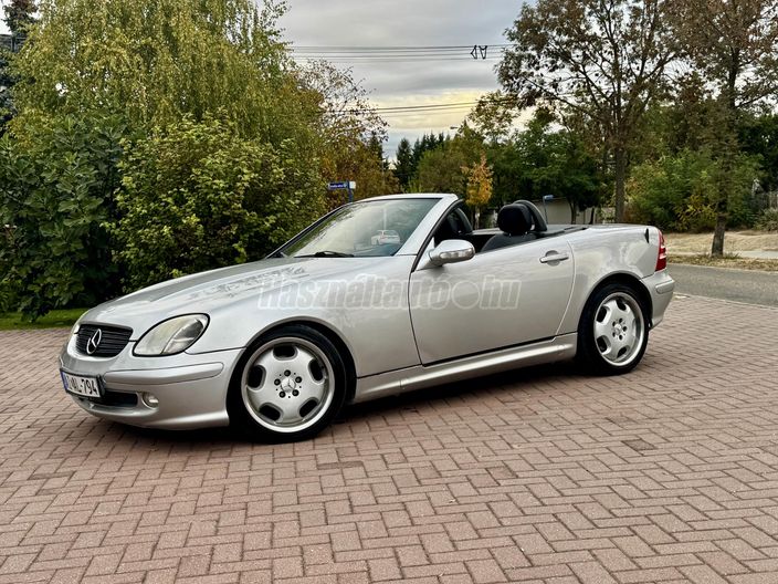 MERCEDES-BENZ SLK 230 Kompressor (Automata)
