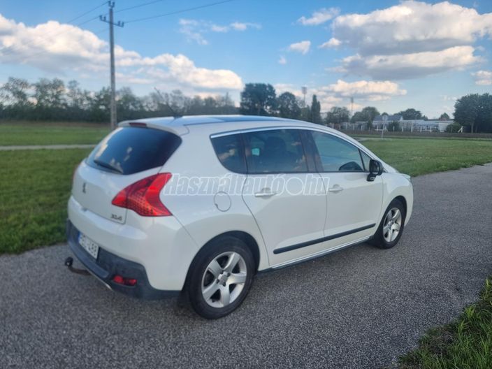 PEUGEOT 3008 2.0 HDi Premium