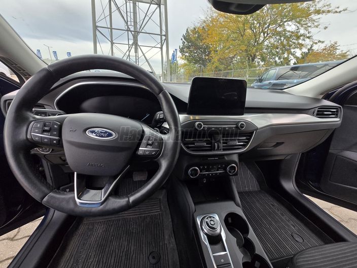 FORD FOCUS 1.5 EcoBlue Titanium (Automata)