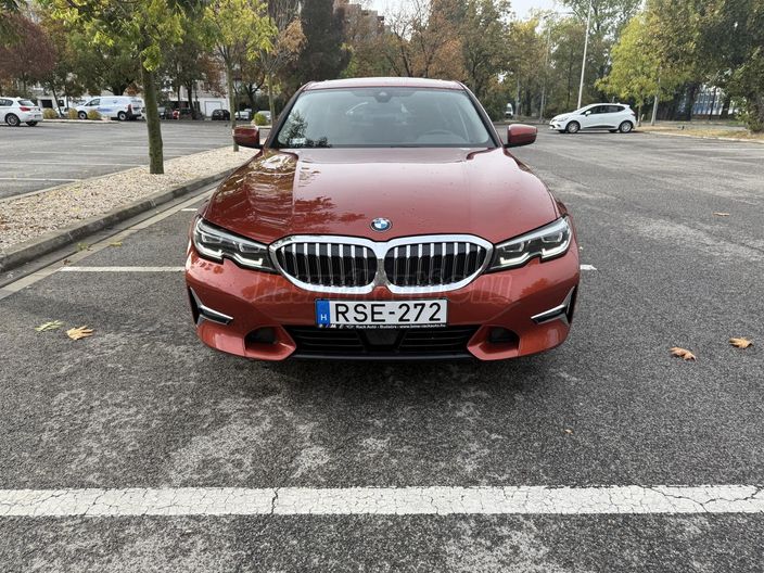 BMW 3-AS SOROZAT 318d Luxury (Automata)