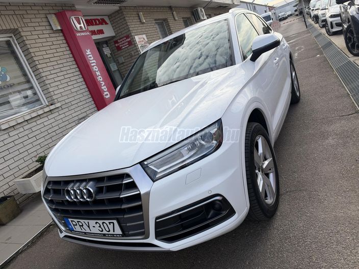 AUDI Q5 2.0 TFSI Sport quattro S-tronic