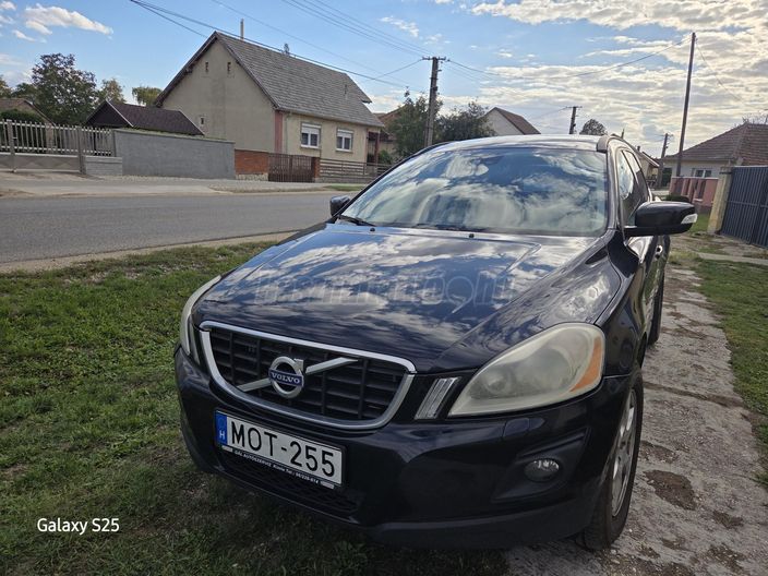 VOLVO XC60 2.4 D [D5]