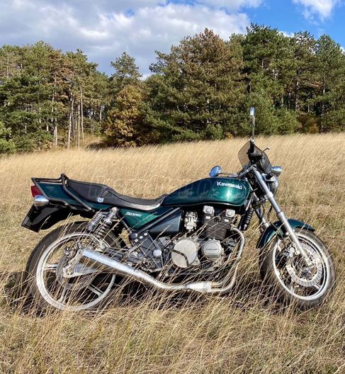 KAWASAKI ZR 550 B (ZEPHYR)