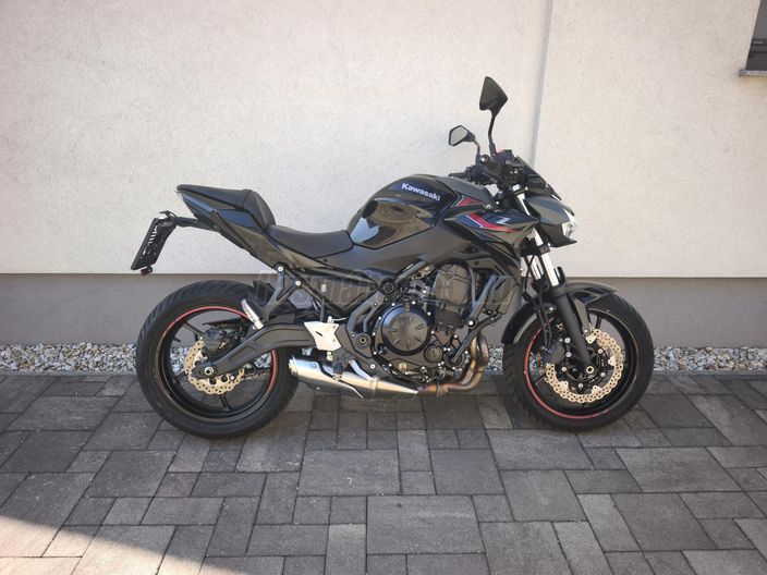 KAWASAKI Z 650