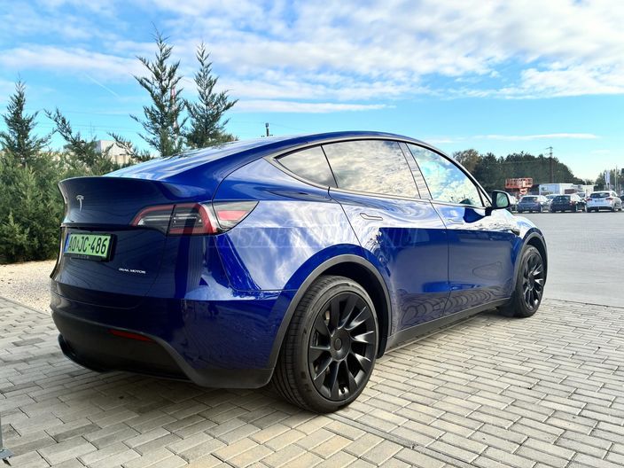 TESLA MODEL Y Long Range AWD (Automata)