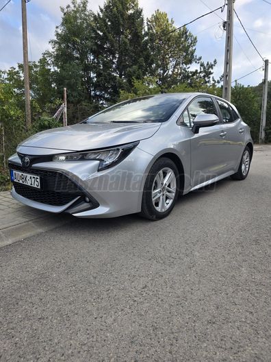 TOYOTA COROLLA 1.8 Hybrid Comfort Business e-CVT