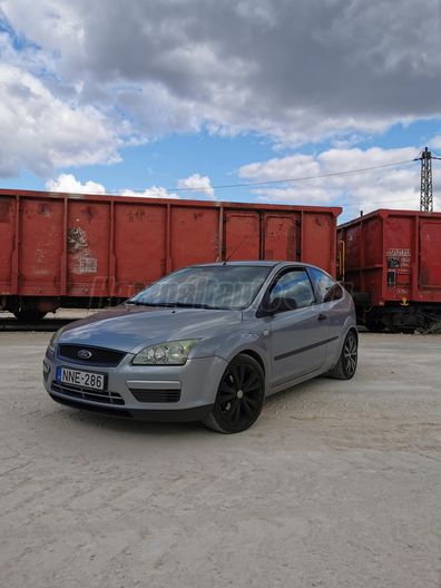 FORD FOCUS 1.6 Ambiente