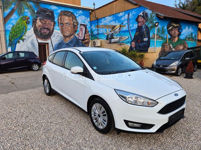 FORD FOCUS 1.6 Ti-VCT Titanium