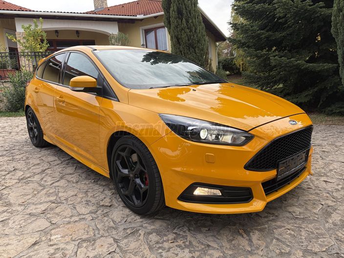 FORD FOCUS 2.0 EcoBoost ST3 S S
