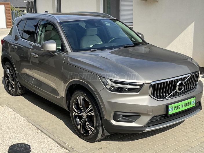 VOLVO XC40 1.5 [T4] Recharge Plus Dark DCT