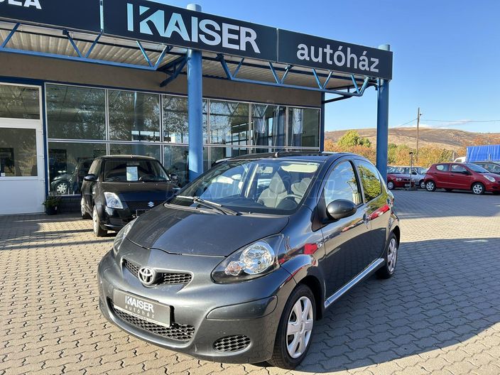 TOYOTA AYGO 1.0 AC