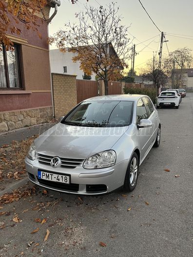 VOLKSWAGEN GOLF V 2.0 FSI Sportline