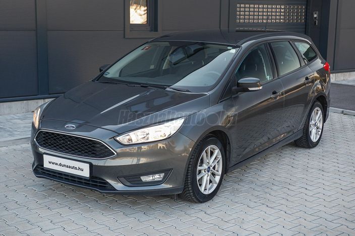 FORD FOCUS 1.6 Ti-VCT Technology Powershift