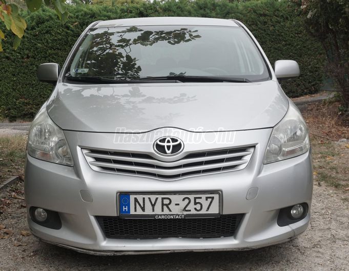 TOYOTA VERSO 1.6