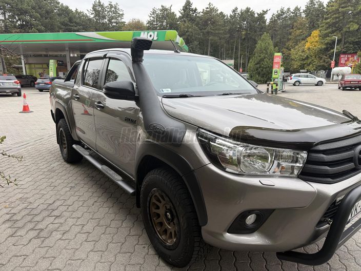 TOYOTA HILUX 2.4 D-4D 4x4 Double Active