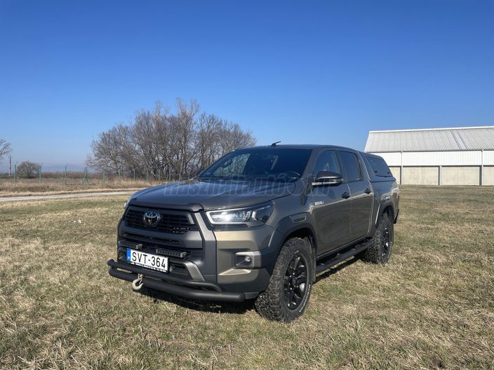 TOYOTA HILUX 2.8 D-4D 4x4 Double Invincible (Automata)