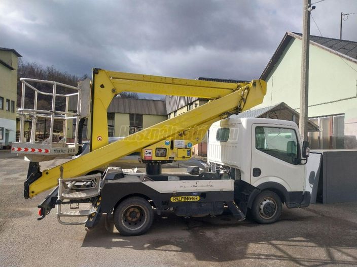 NISSAN Cabstar