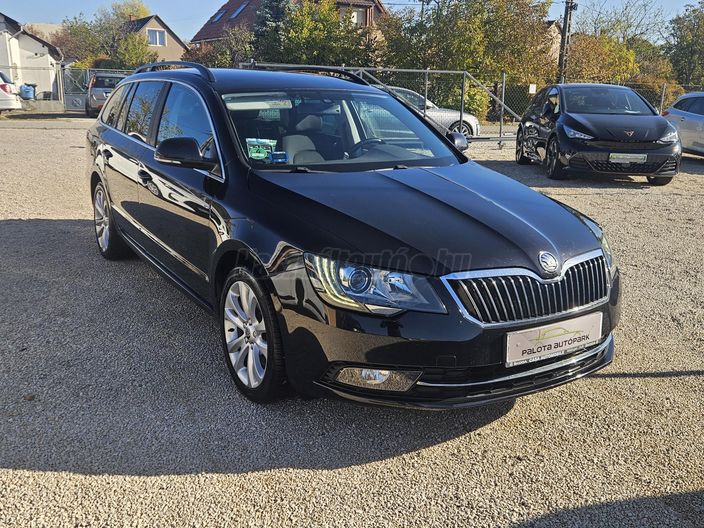 SKODA SUPERB Combi 2.0 CR TDI Elegance DSG