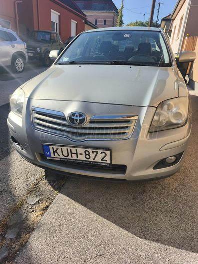 TOYOTA AVENSIS 2.0 D-4D Sol