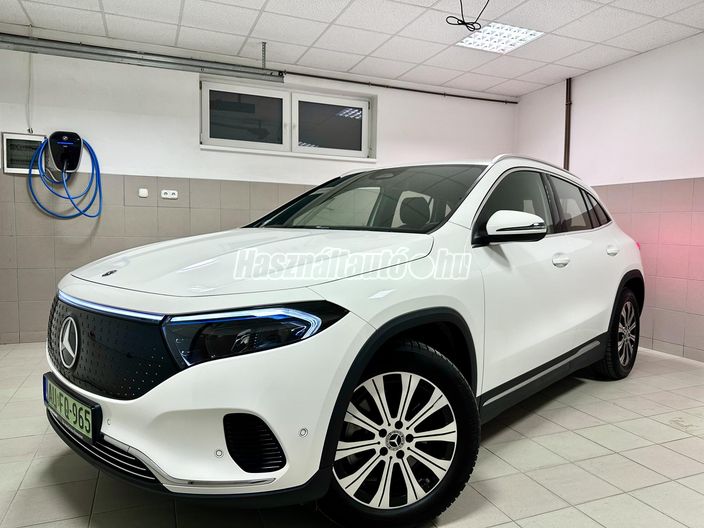 MERCEDES-BENZ EQA 300 4Matic