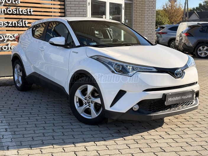 TOYOTA C-HR 1.8 Hybrid Active (ülésfűtéssel) e-CVT
