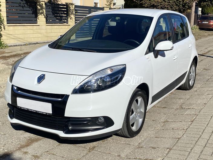 RENAULT SCENIC Grand Scénic 1.6 16V TomTom EURO5