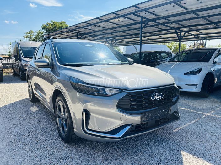 FORD KUGA 2.5 FHEV ST-Line CVT