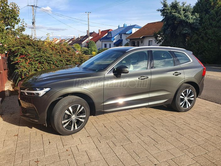 VOLVO XC60 2.0 [D4] Momentum Pro Geartronic