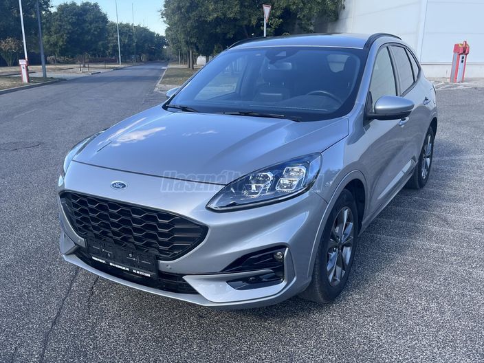 FORD KUGA 2.5 FHEV ST-Line X CVT