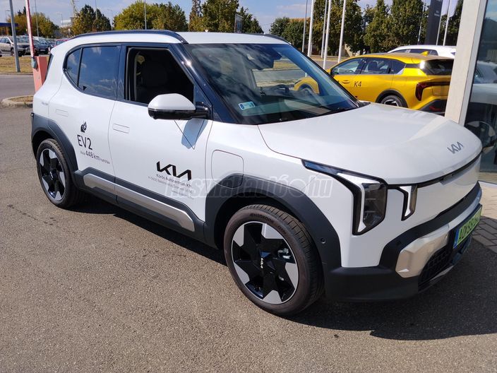 KIA EV2 42,2kWh Earth (5 személyes )