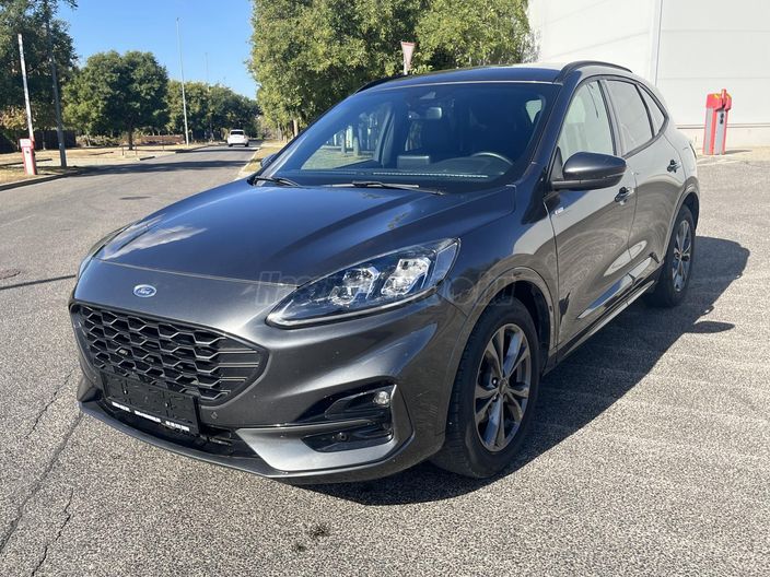 FORD KUGA 2.5 FHEV ST-Line X CVT