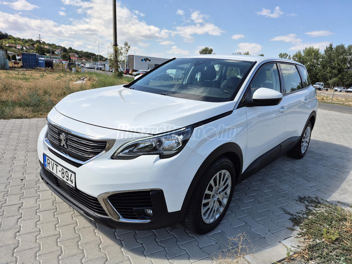PEUGEOT 5008 1.2 PureTech Active (7 személyes )