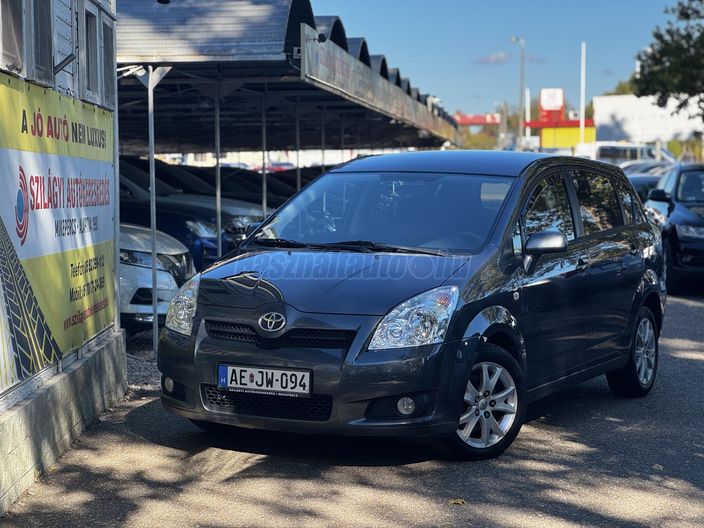 TOYOTA COROLLA VERSO 2.2 D-4D Linea Sol