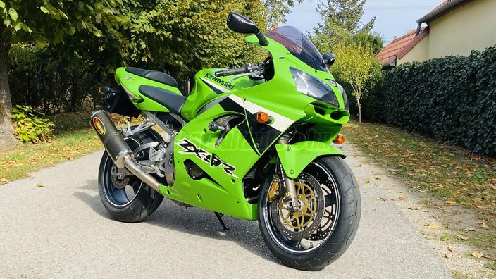 KAWASAKI ZX-9R (NINJA)