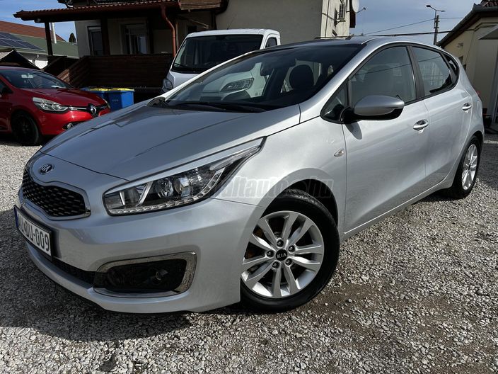 KIA CEE'D 1.4 CVVT Platinum
