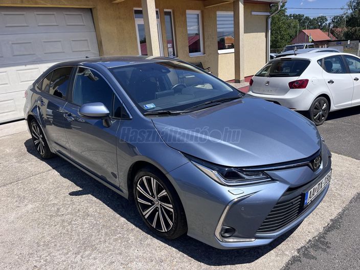 TOYOTA COROLLA Sedan 1.5 Comfort Style Tech
