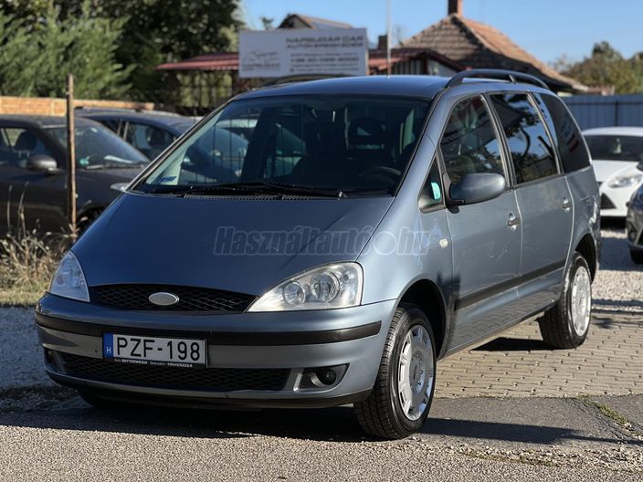 FORD GALAXY 2.3 16V Ghia [7 személy]