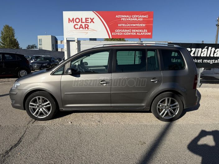 VOLKSWAGEN TOURAN 1.9 PD TDi Highline