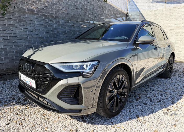 AUDI Q8 e-tron 50 S line quattro (Automata)
