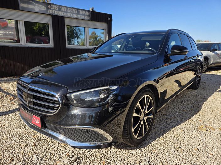 MERCEDES-BENZ E 200 d T 9G-TRONIC