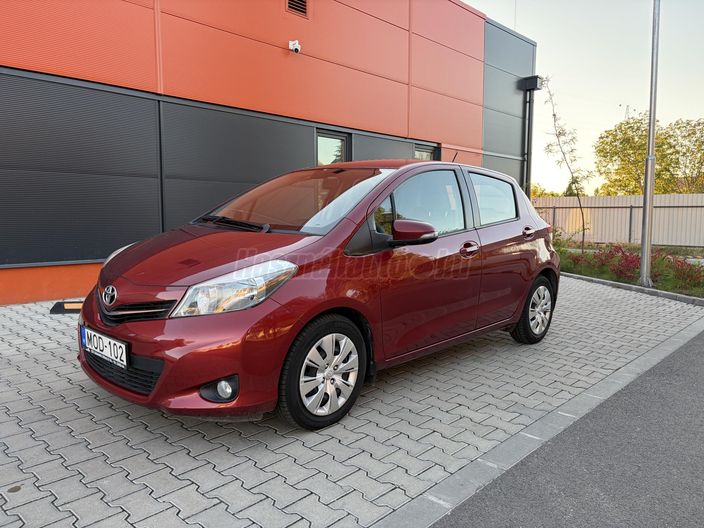 TOYOTA YARIS 1.33 Executive