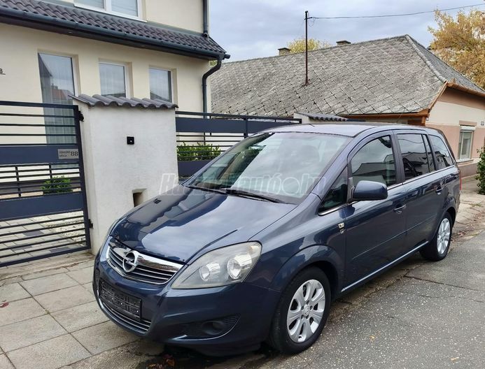 OPEL ZAFIRA B 1.7 CDTI Essentia