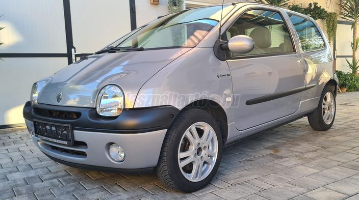 RENAULT TWINGO 1.2 16V Initiale